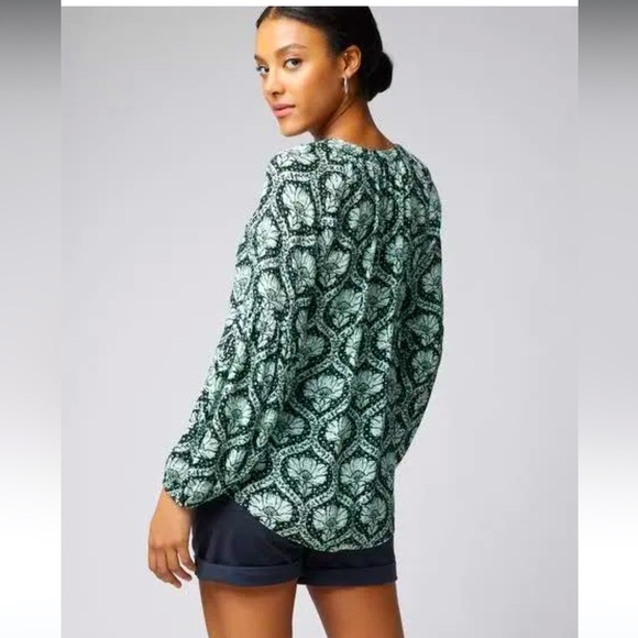 White House Black Market Tops White House Black Market Long Sleeve